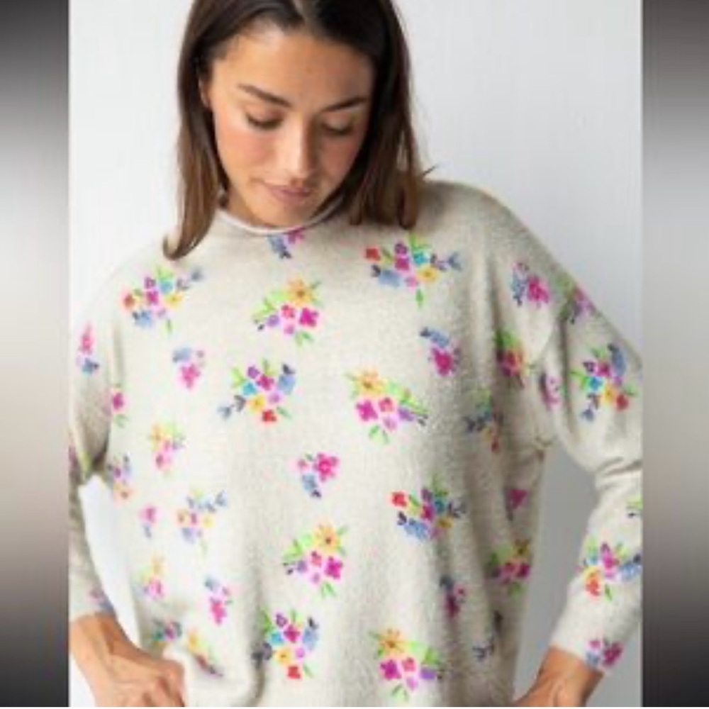 Natural Life Fuzzy White Sweater